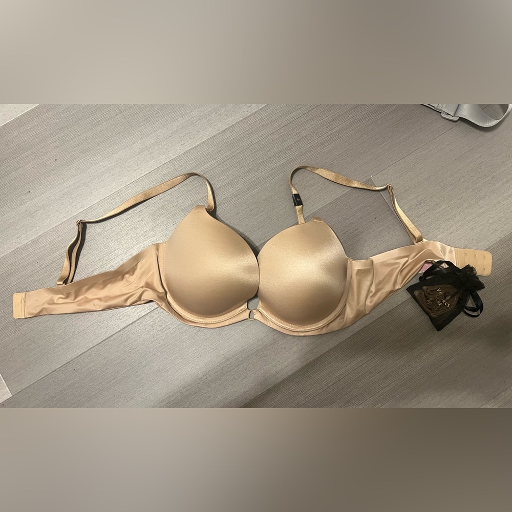 Victoria's Secret Beige Bra